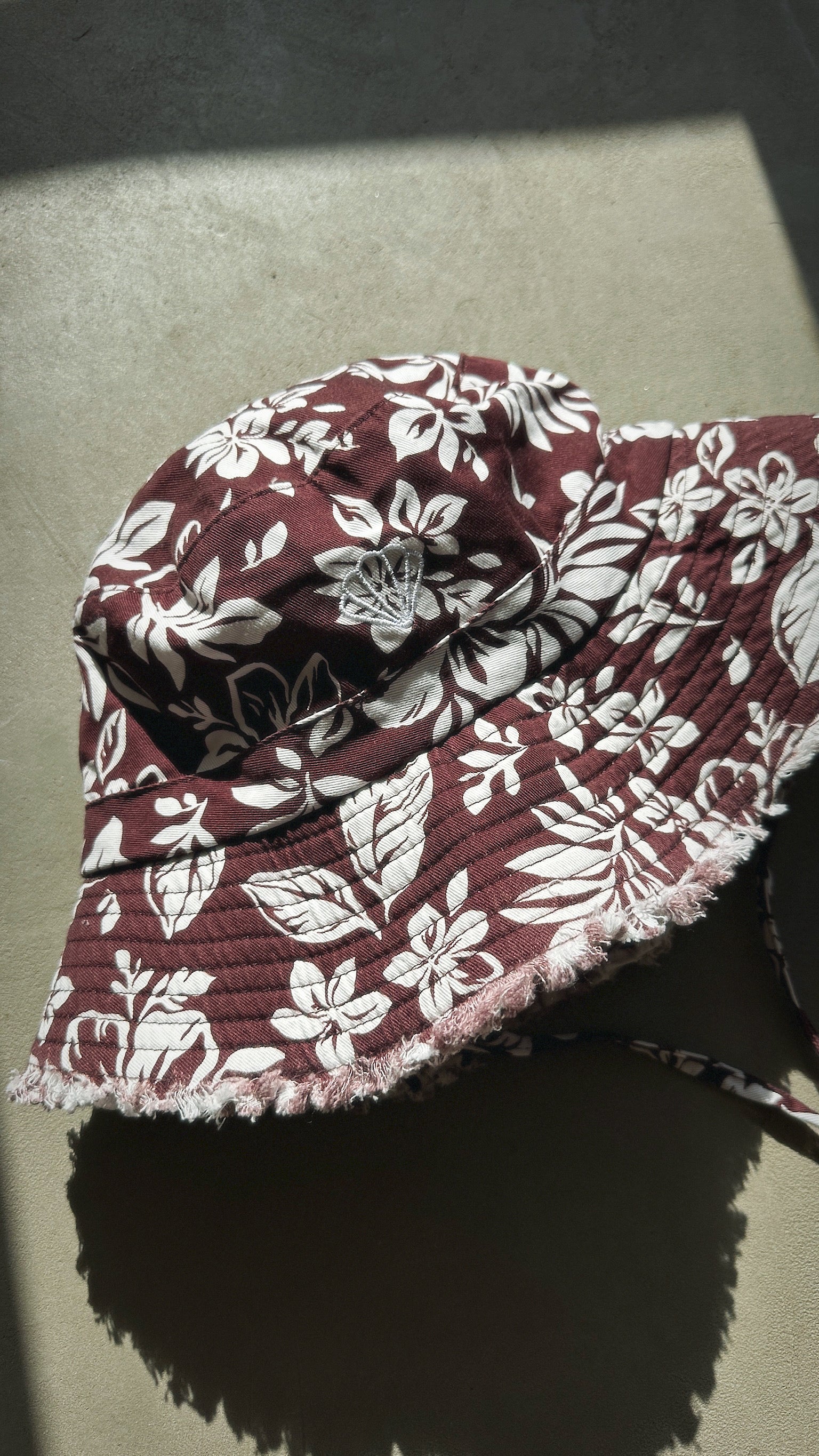 Gypsy Hat- Brown Hibiscus