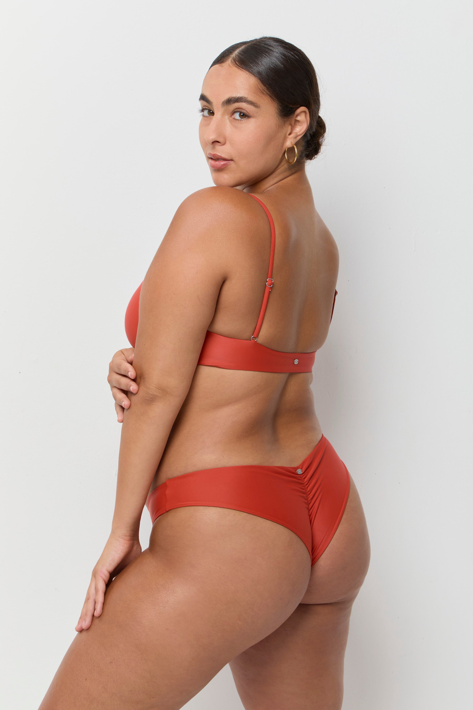 Ola bottom - Clay