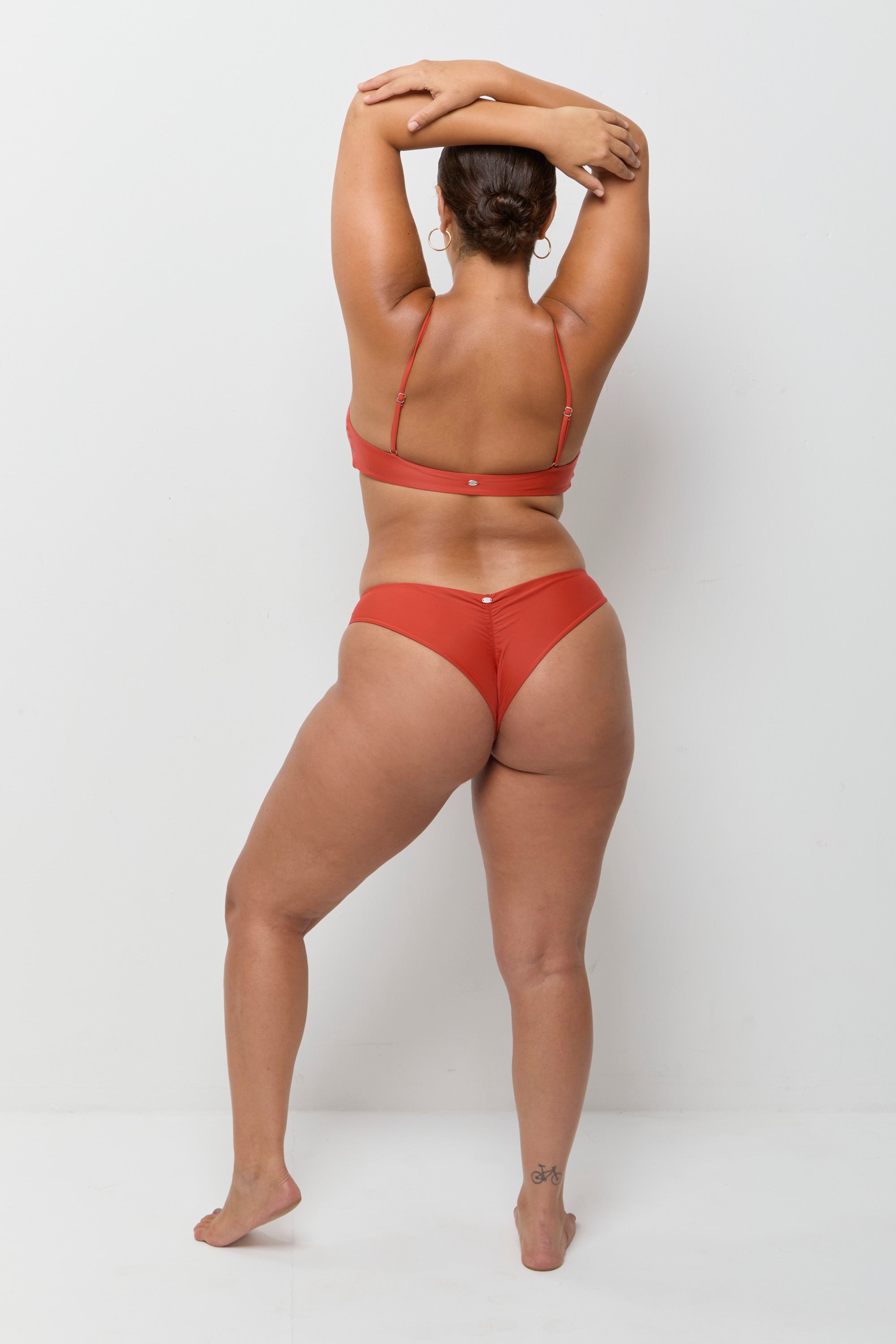 Ola bottom - Clay